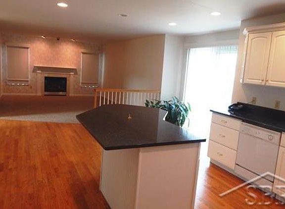 4th image of 4232 Winterwood Ln