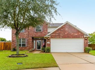 2116 Rain Lily Ct, Pearland, TX 77581