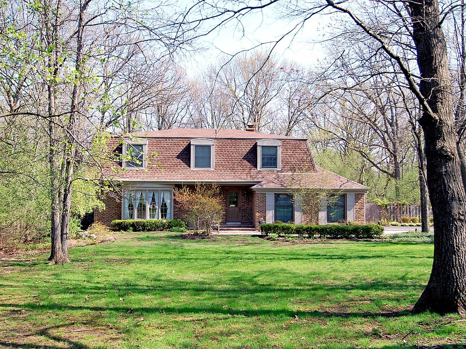 .9 acres, wooded