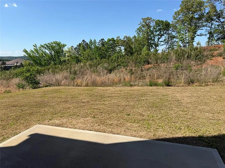 325 Melody Ln — Photo 16