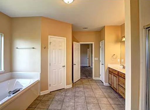 6200 Mossy Oak Dr E — Photo 14