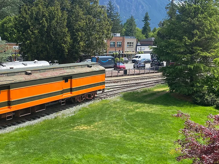 View of Mt Si from several back units
