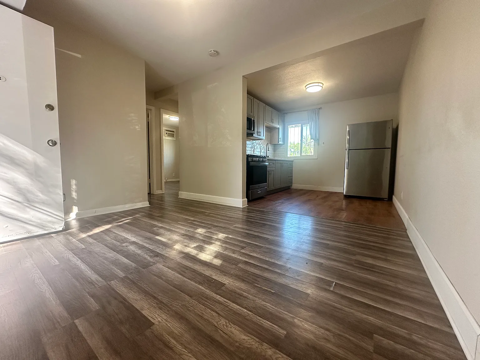 2 bed, 613 sqft, $1,850 — Photo 3