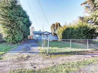 1205 S 6th Ave, Kelso, WA