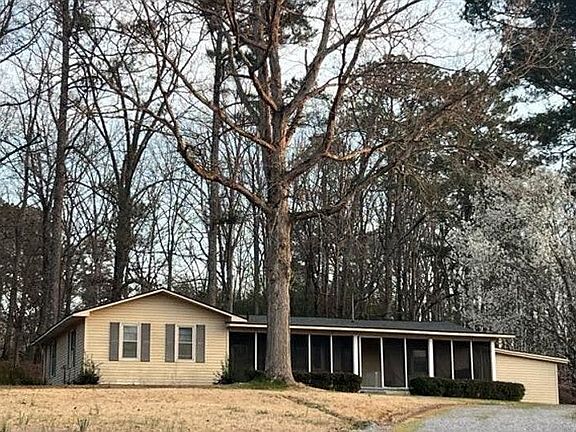 3rd image of 187 Live Oak Ln