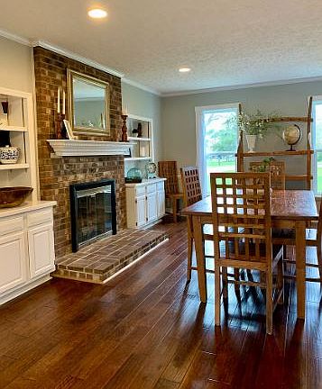 4th image of 301 Somerset Way Ct