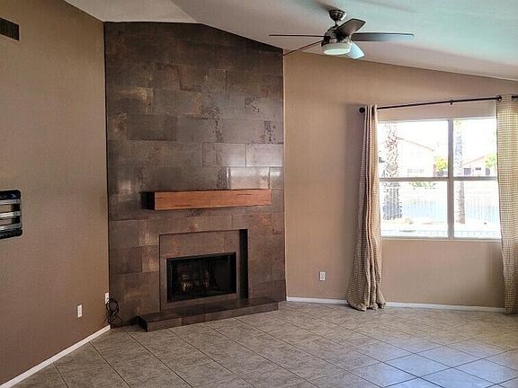 3rd image of 7702 W TOPEKA Drive