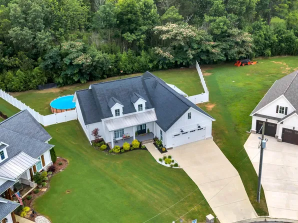 25 Bethel Crest Cir, Hartselle, AL 35640