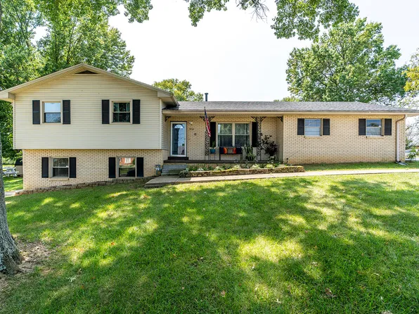 504 Ridgewood Ln, Mount Sterling, KY 40353
