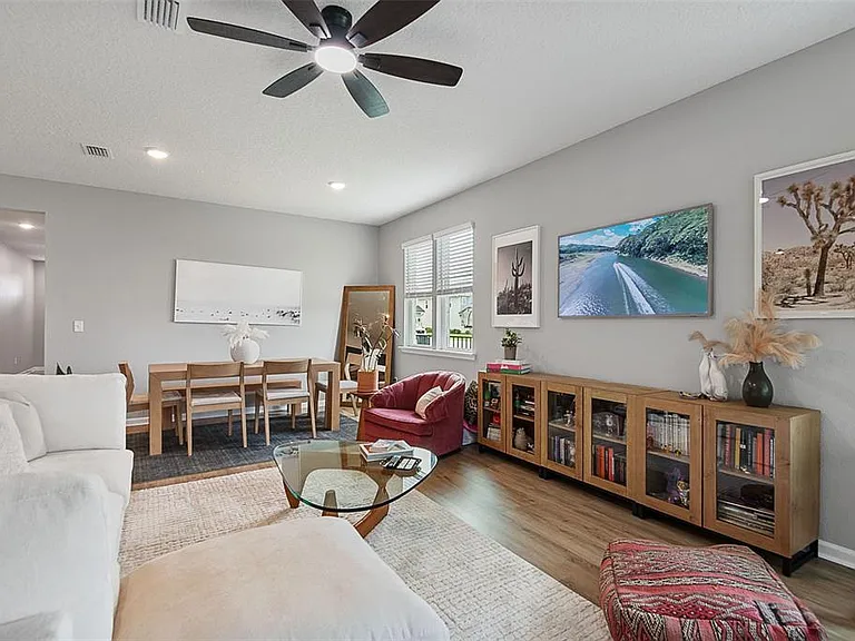 26 Winged Elm Ct — Photo 8