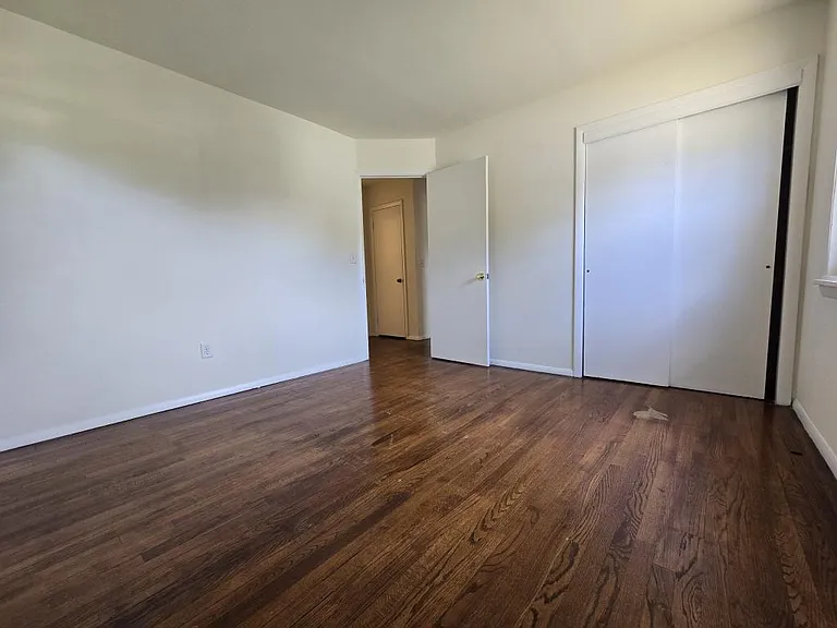 11 Glenwood Dr — Photo 18
