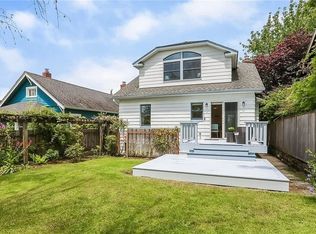 125 NW 74th St, Seattle, WA 98117