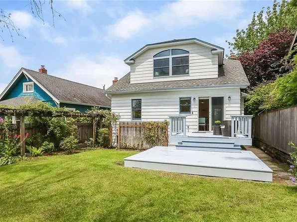 125 NW 74th St, Seattle, WA 98117