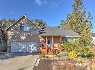 3085 NE Saber Dr, Bend, OR 97701