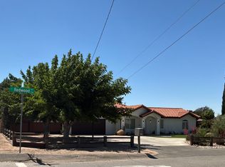 7518 Redwood Ave, Hesperia, CA 92345