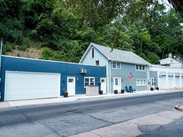 155 Bushkill Dr, Easton, PA 18042