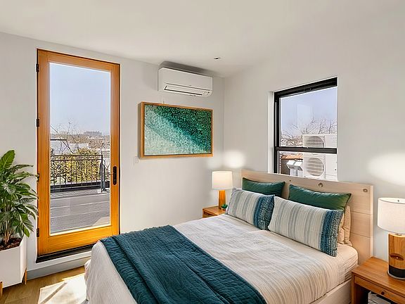 4th image of 750 Macdonough St APT 5