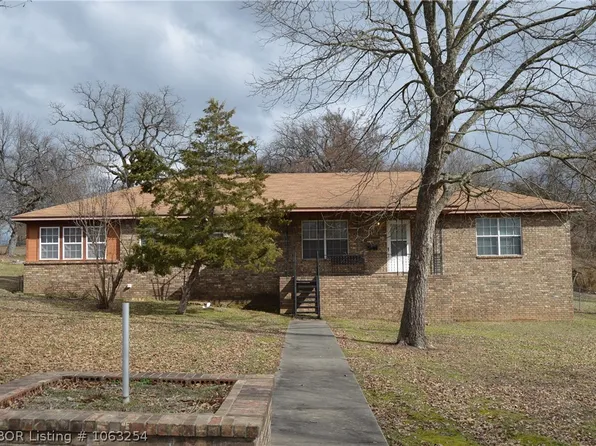 636 N Boston St, Spiro, OK 74959