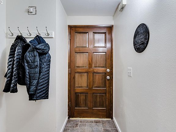 4th image of 2695 Woodstone Pl