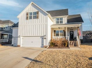906 Westminster St, Cave Springs, AR 72718