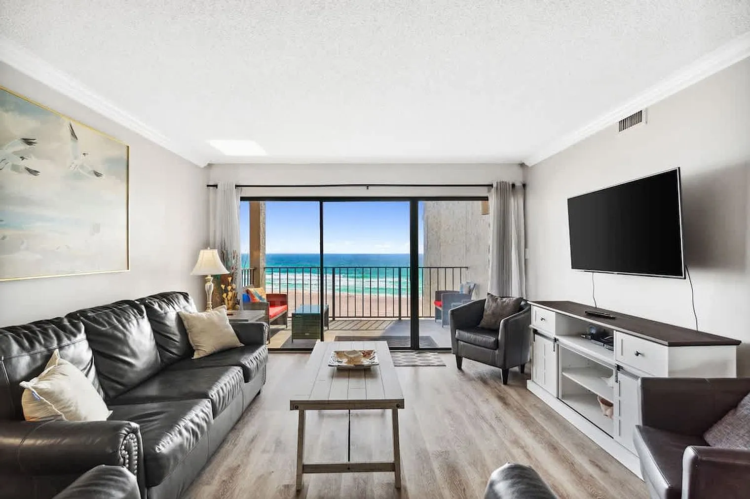2 bed, 2.0 bath, 1044 sqft, $1,918 — Photo 1