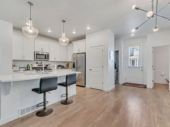 2nd image of 4428 W Glendon Dr