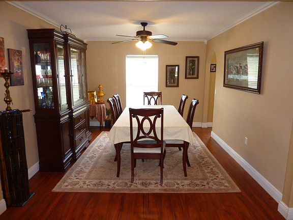 3rd image of 11047 Wren Rd