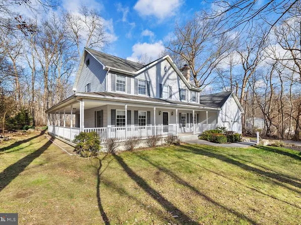 105 Round Top Ln, Gettysburg, PA 17325