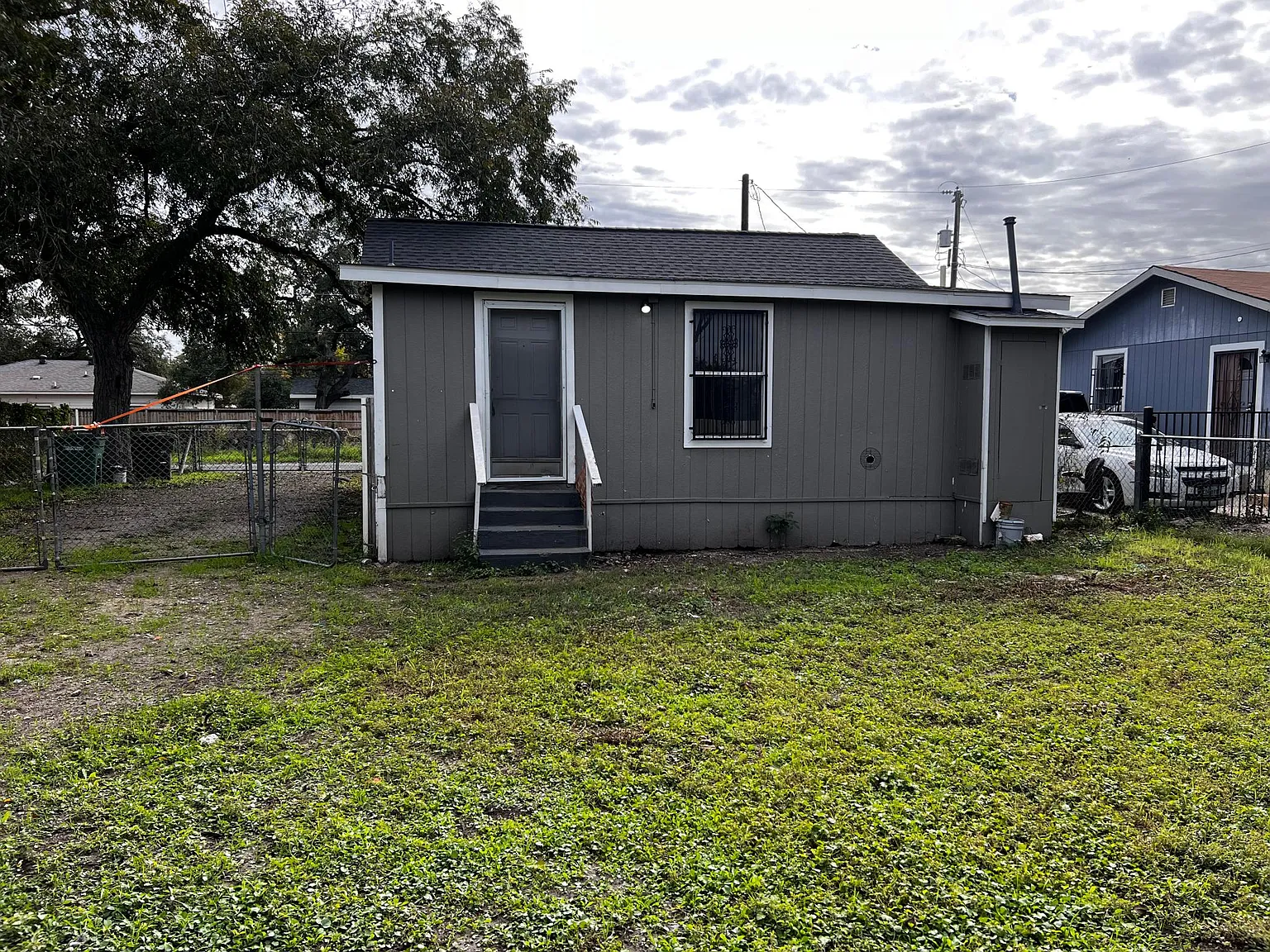 2 bed, 904 sqft, $950 — Photo 3