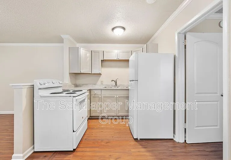 4133 Saint Johns Ave #1 — Photo 7