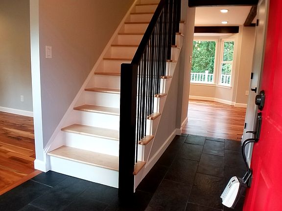 Granite lime stone on foyer
