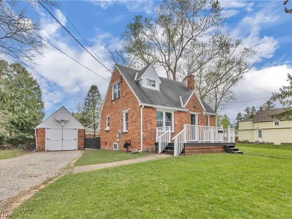 304 E Union St, Medina, OH 44256