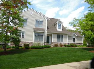 26389 Fieldstone Dr #1, Novi, MI 48374