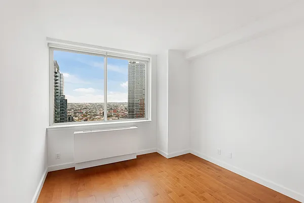 Rented by MNS | media 22