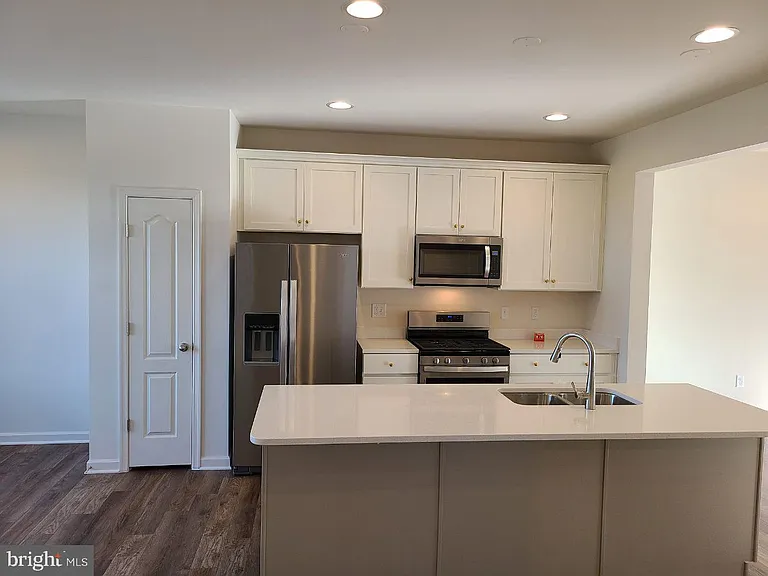 108 Alderman Way — Photo 5