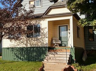 945 S Lincoln Dr, Hancock, MI 49930