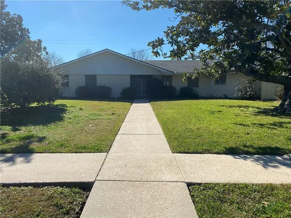 102 Linda Ct, Gretna, LA 70053