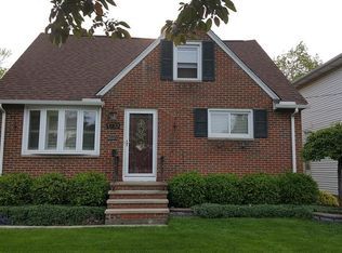 1770 E 232nd St, Euclid, OH 44117