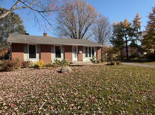 2098 Fillmore Cres, Ottawa, ON K1J 6A6