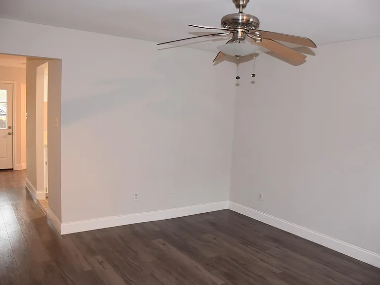 1810 Rawhide Loop — Photo 7