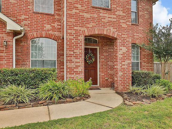 Inviting front door to welcome family and friends.