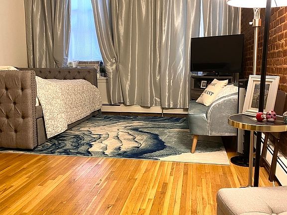 4th image of 251 W 97th St #4A