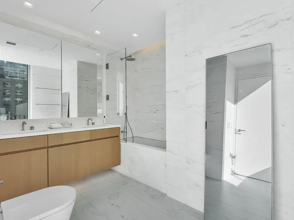 611 West 56th Street image 9 of 24