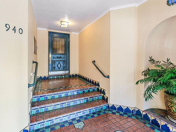 2nd image of 1940 Sacramento St APT 6