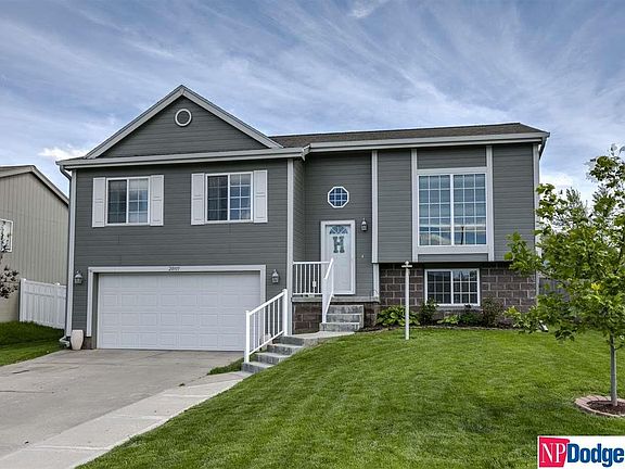 2nd image of 20915 Birch St