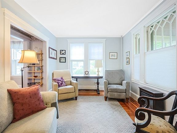 4th image of 18 Dalton Pkwy Unit 18