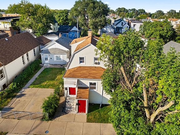 4th image of 524 Riga Pl