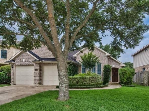 21427 Willow Glade Dr