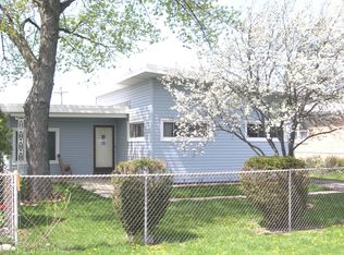 8414 S 79th Ct, Justice, IL 60458