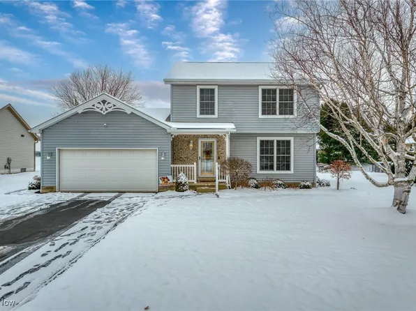 1124 Orchard Bend Dr, Salem, OH 44460